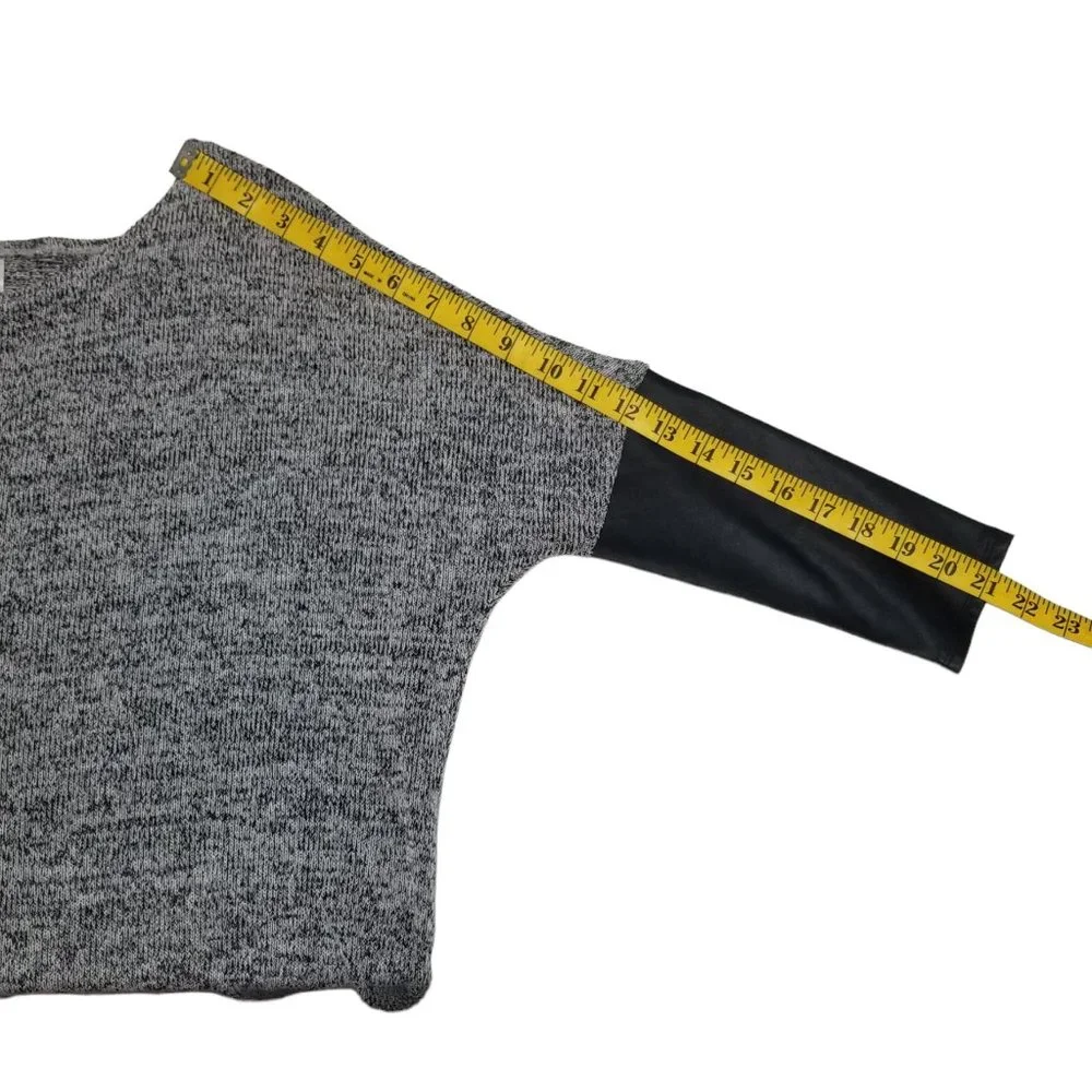 Divided by H&M Long Sleeve Top - Picture 11 of 14